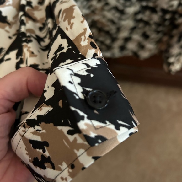 NWT *Great for Work* THE LIMITED Black, Tan and White Houndstooth Blouse,Size XL - Picture 8 of 14